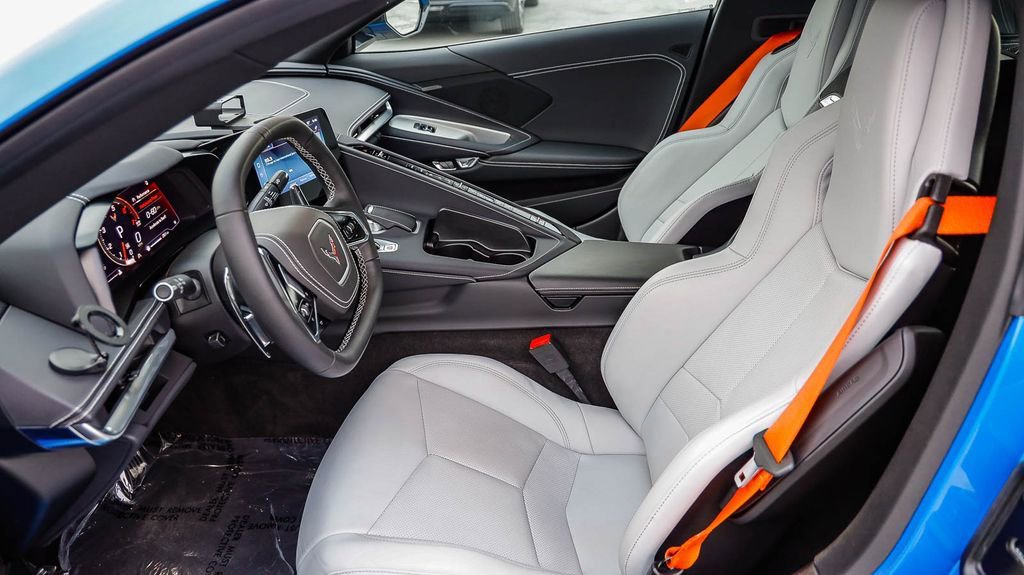 Used 2025 Chevrolet Corvette Stingray Coupe w/ 1LT RWD image 20
