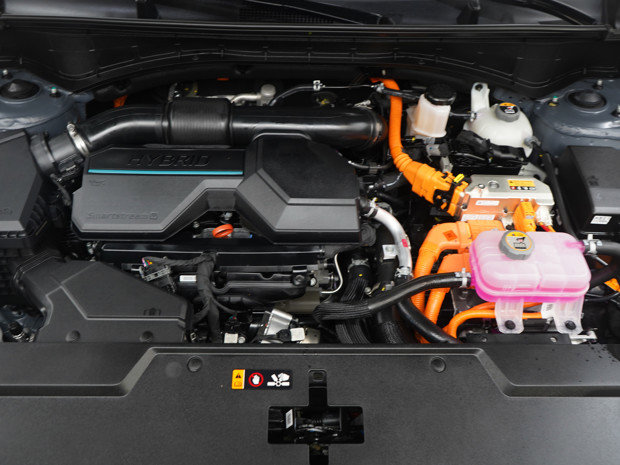 Used 2025 Hyundai Santa Fe SEL image 33