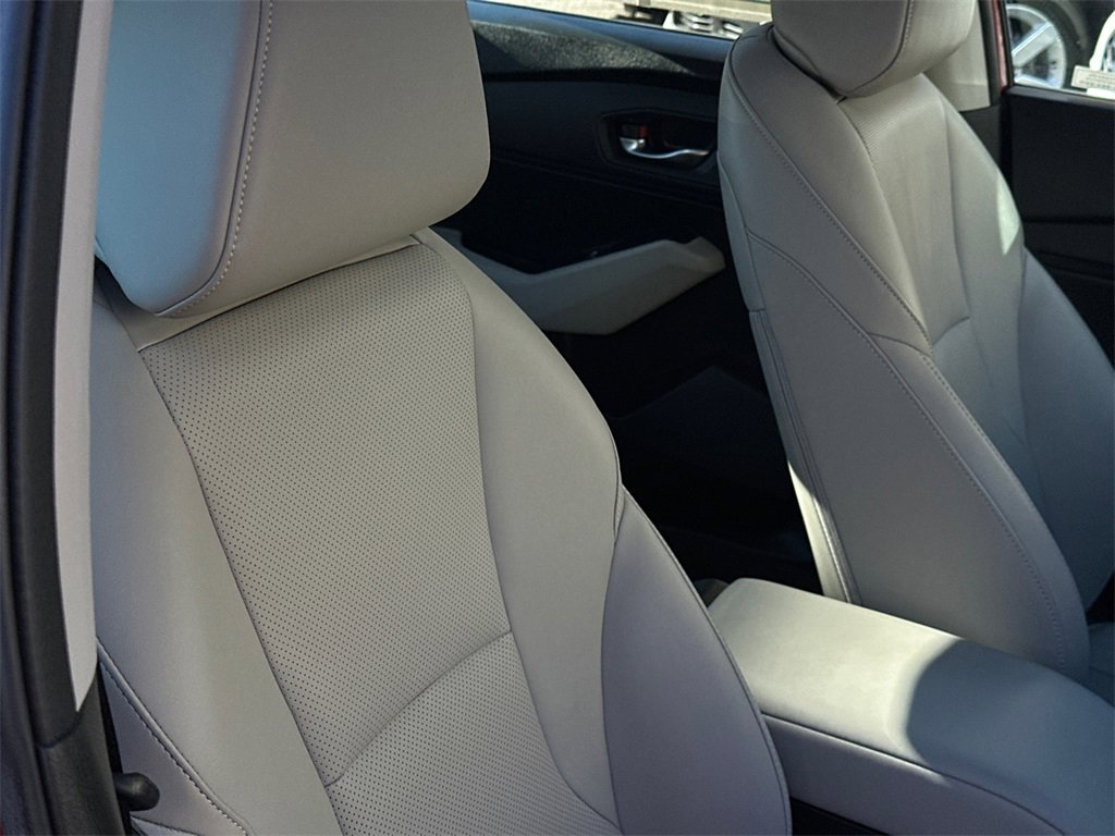 Used 2023 Honda Accord EX-L image 8