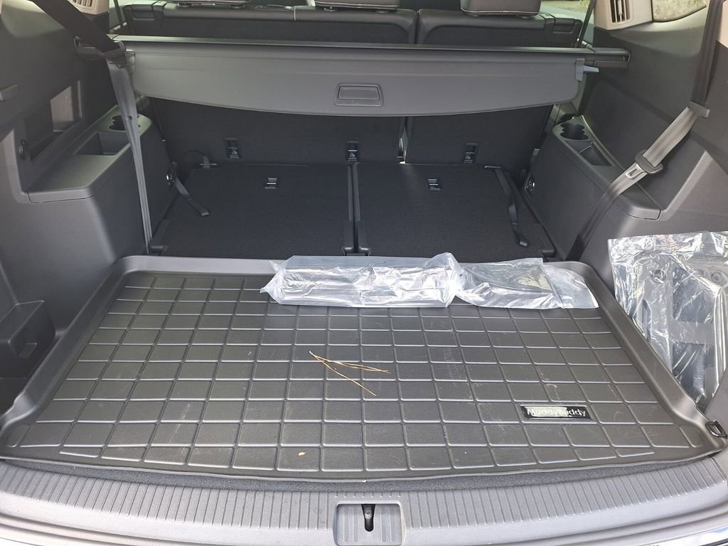 New 2026 Volkswagen Atlas SE image 25