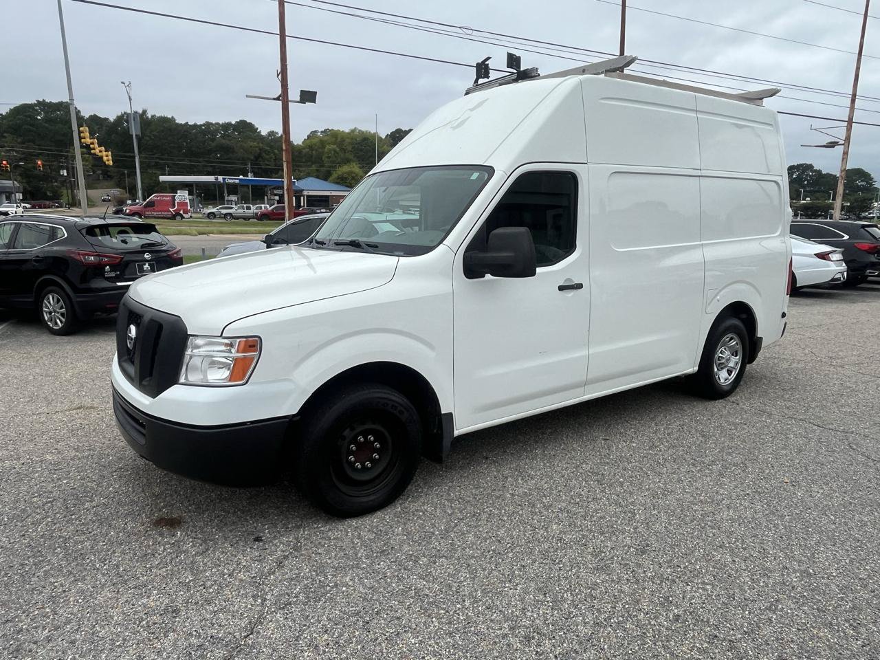 Used 2018 Nissan NV 2500 SV RWD image 10