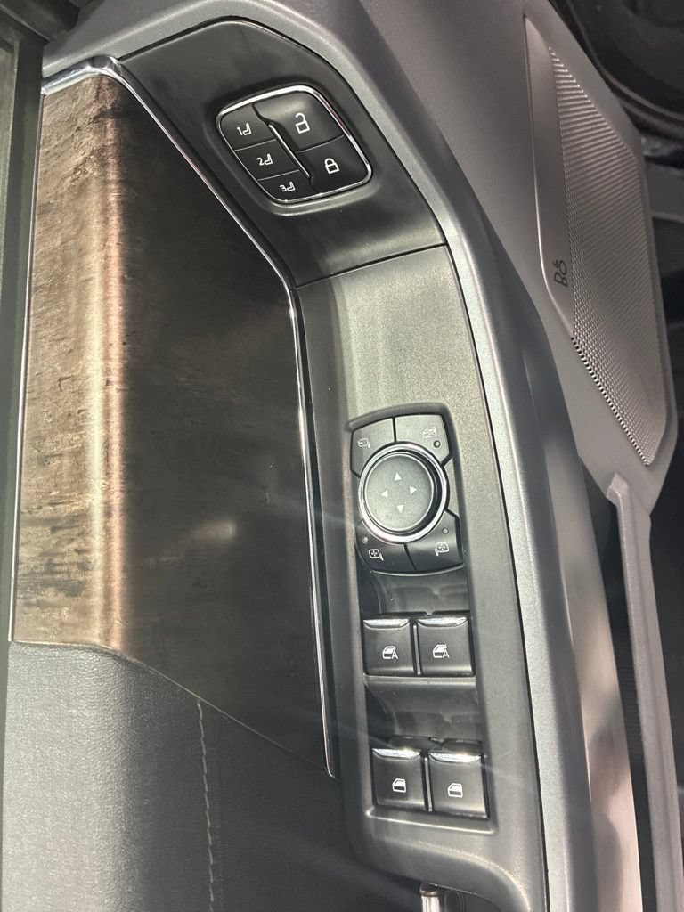 Used 2021 Ford F150 Lariat w/ Equipment Group 501A Mid AWD/4WD image 18