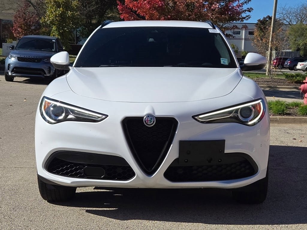 Used 2022 Alfa Romeo Stelvio Sprint image 4