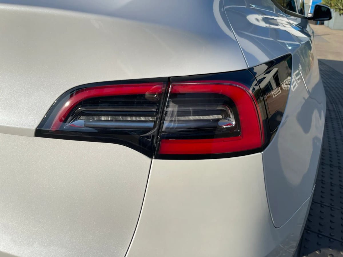 Used 2023 Tesla Model Y Long Range AWD/4WD image 22