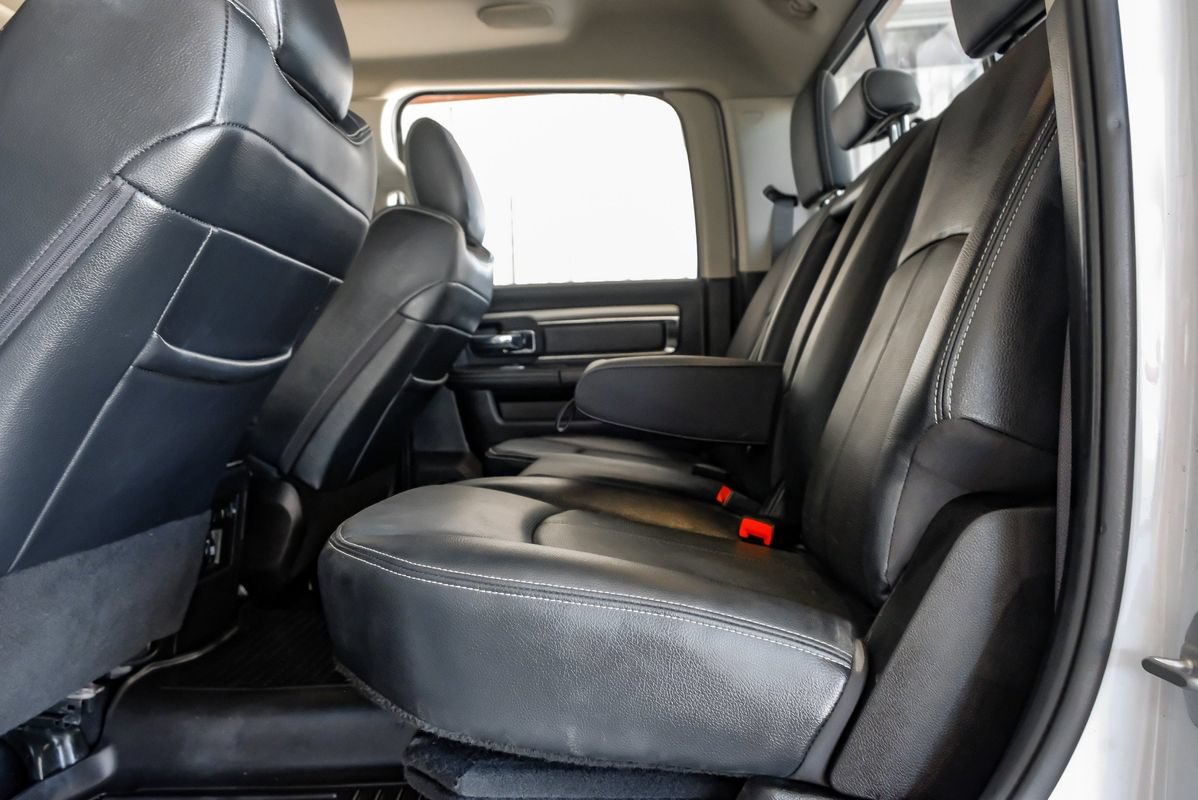 Used 2018 RAM 2500 Laramie w/ Sport Appearance Group AWD/4WD image 37
