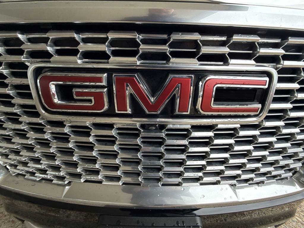Certified 2022 GMC Yukon XL Denali image 31