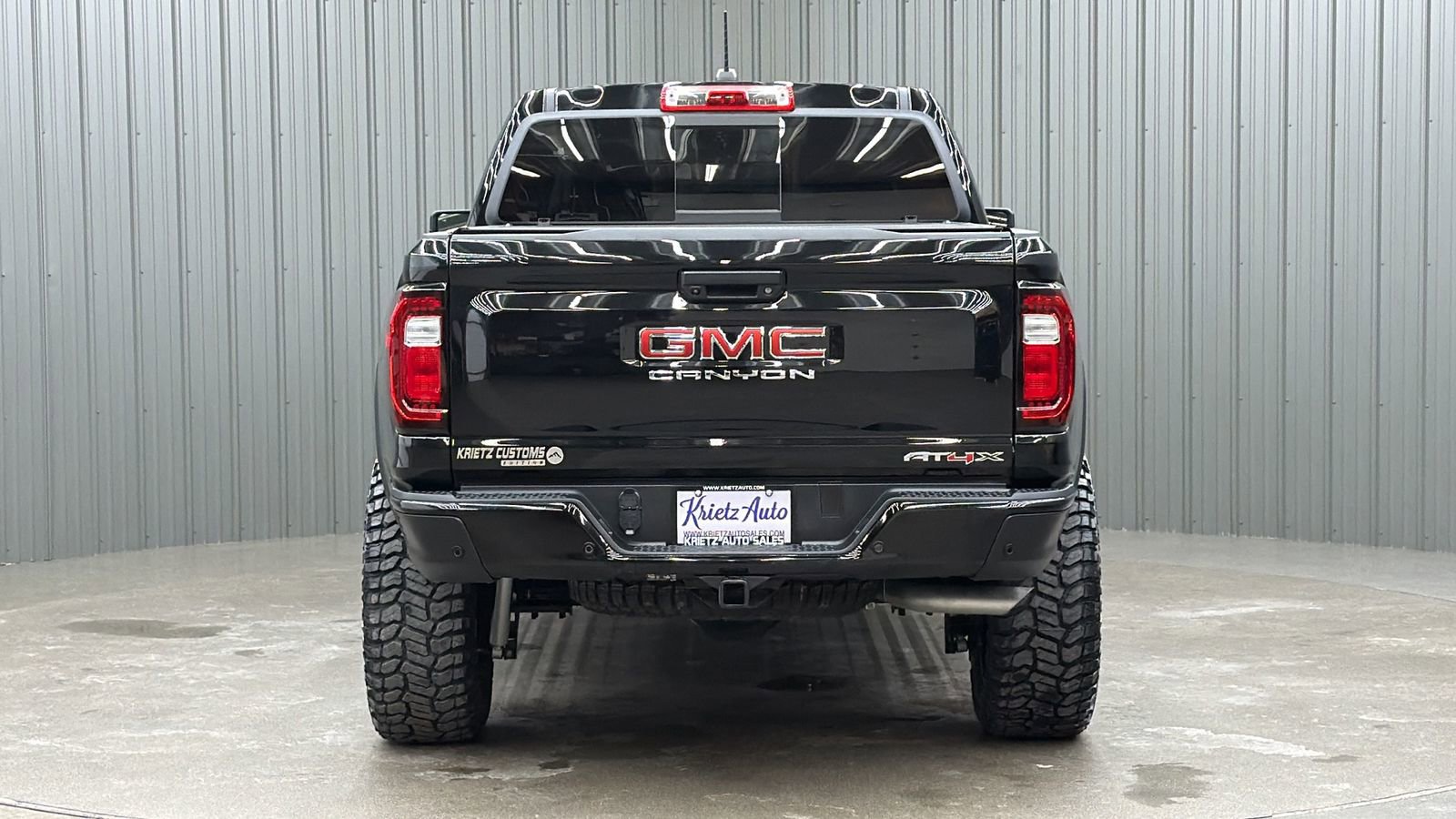 Used 2025 GMC Canyon AT4 w/ AT4X Package image 4