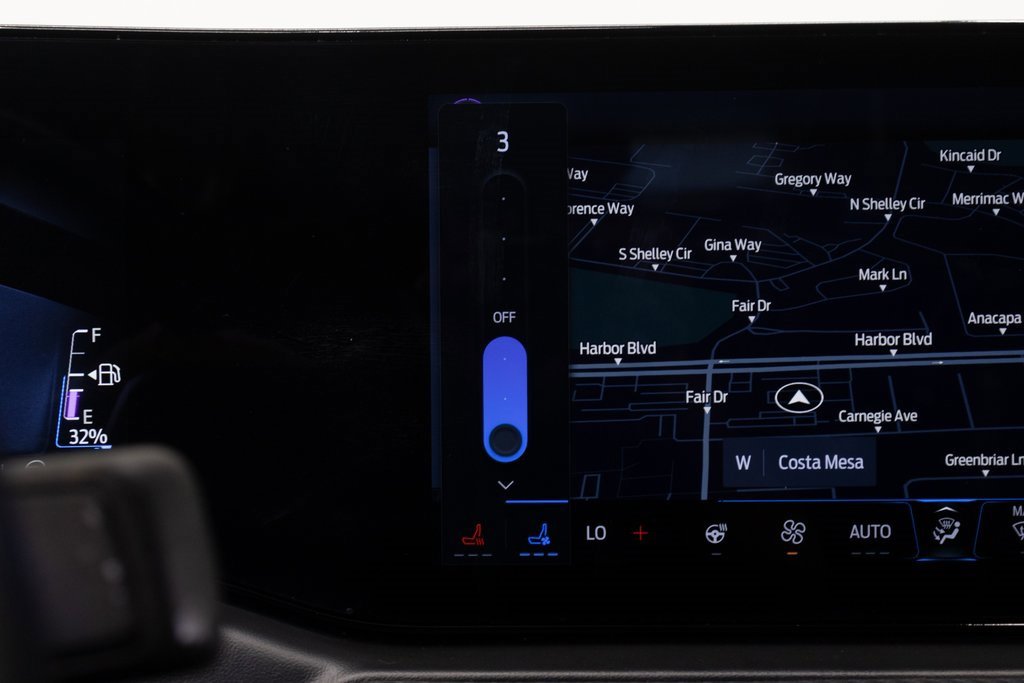 Used 2024 Ford Mustang GT Premium image 32