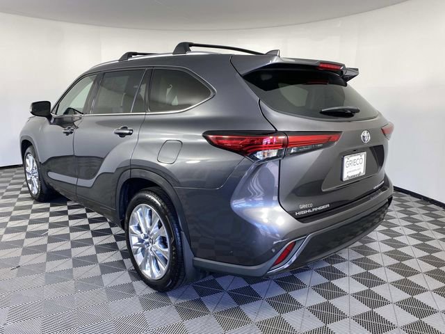 Used 2023 Toyota Highlander Limited image 6