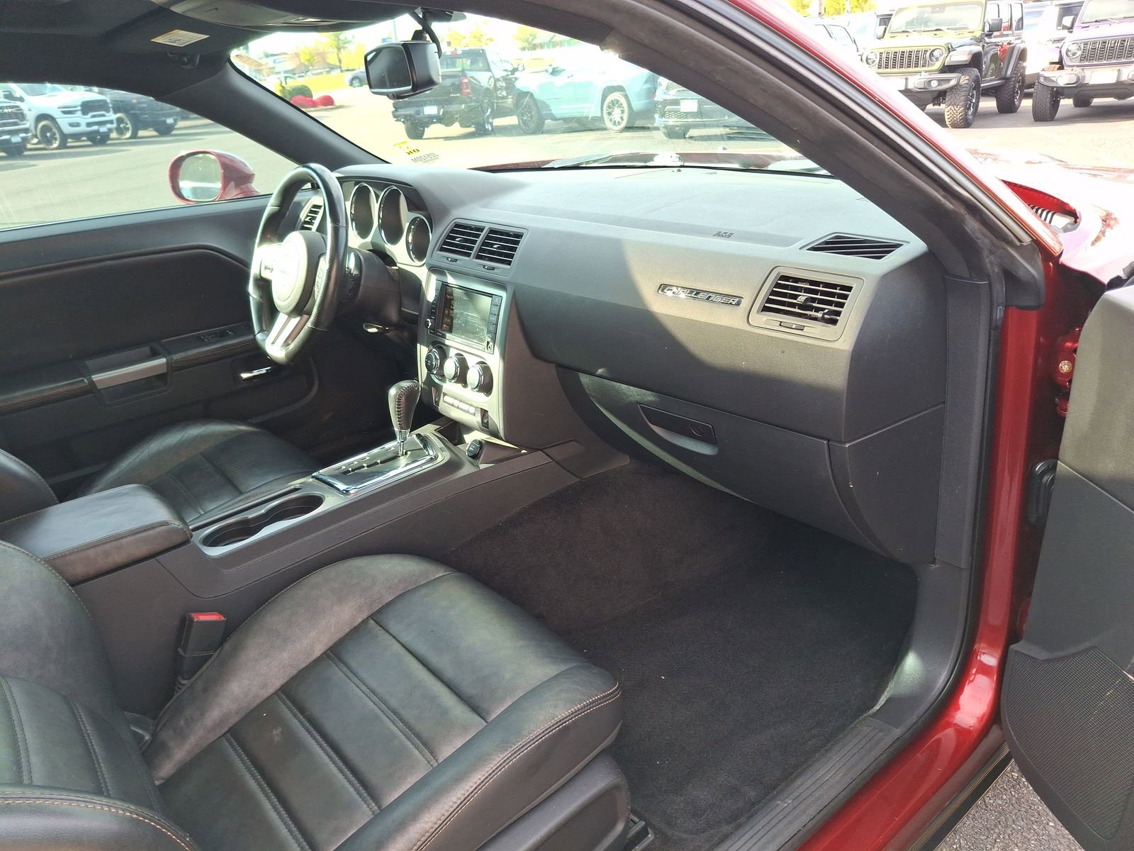 Used 2014 Dodge Challenger R/T RWD image 20