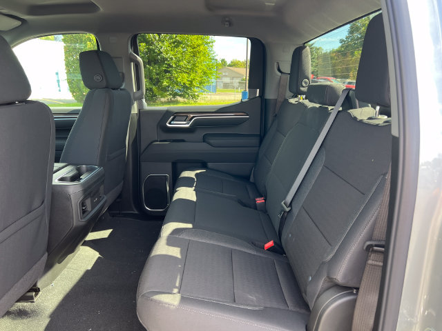 New 2026 Chevrolet Silverado 1500 RST w/ LPO, Dark Essentials Package AWD/4WD image 5