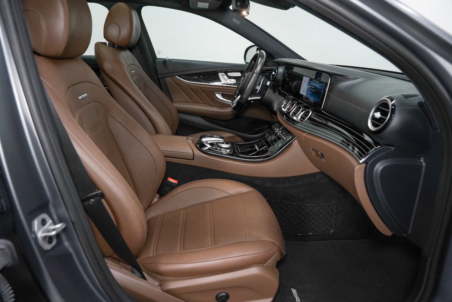 Used 2020 Mercedes-Benz E 63 AMG S image 27