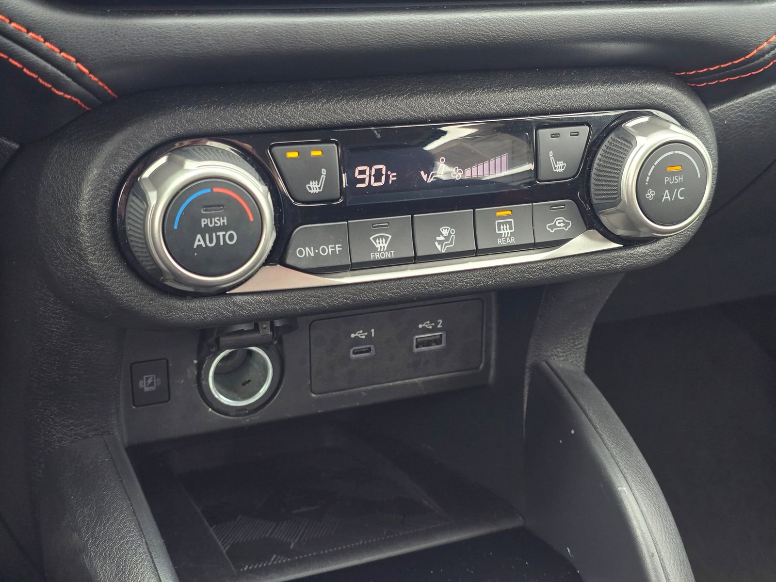 Used 2024 Nissan Versa SR FWD image 26