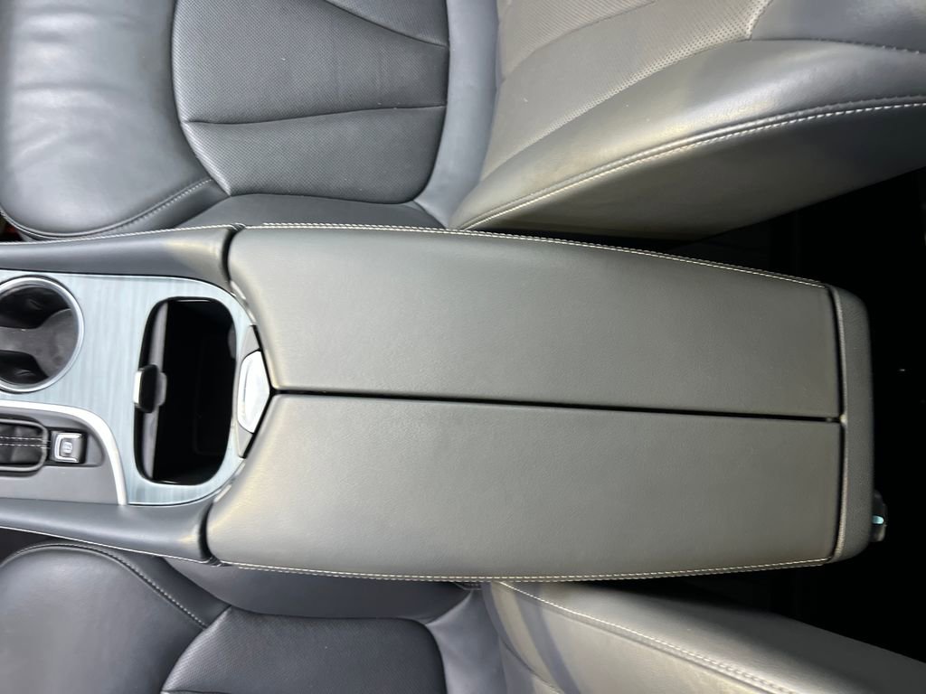 Used 2020 Buick Envision Essence w/ Experience Buick Package image 27