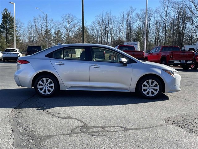 Used 2020 Toyota Corolla LE image 6