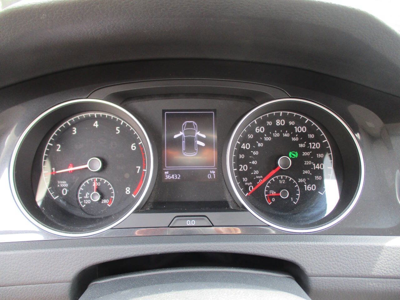 Used 2018 Volkswagen Golf S FWD image 14