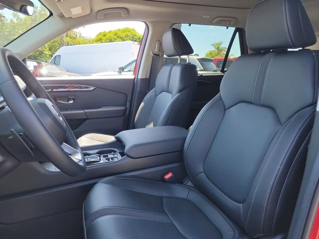 Used 2025 Honda Pilot Touring image 19