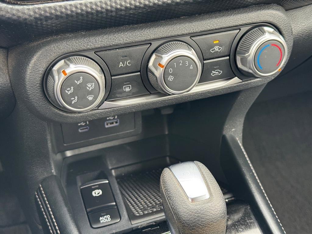 Certified 2024 Nissan Kicks SV image 20