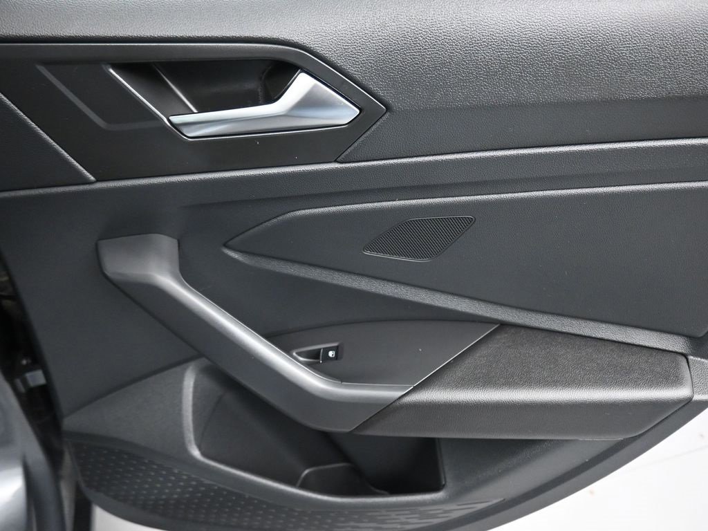 Used 2024 Volkswagen Jetta Sport image 32