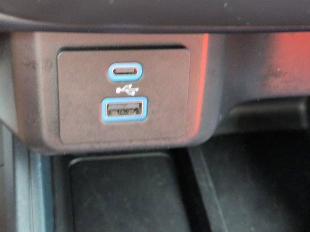 Certified 2024 Ford Maverick XL FWD image 21