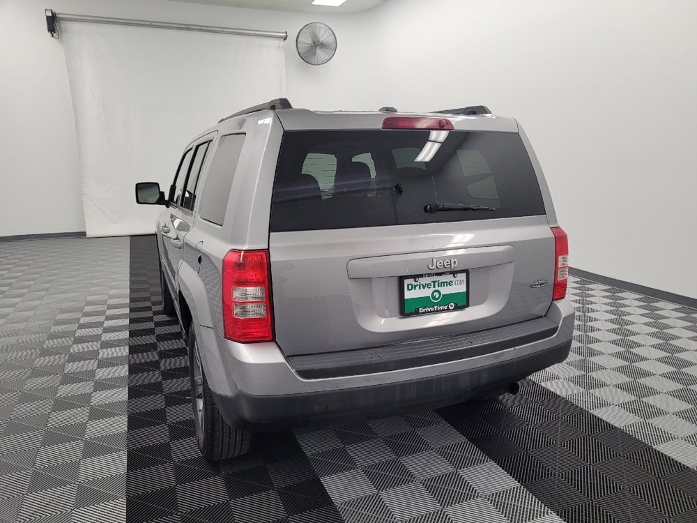 Used 2015 Jeep Patriot High Altitude FWD image 6