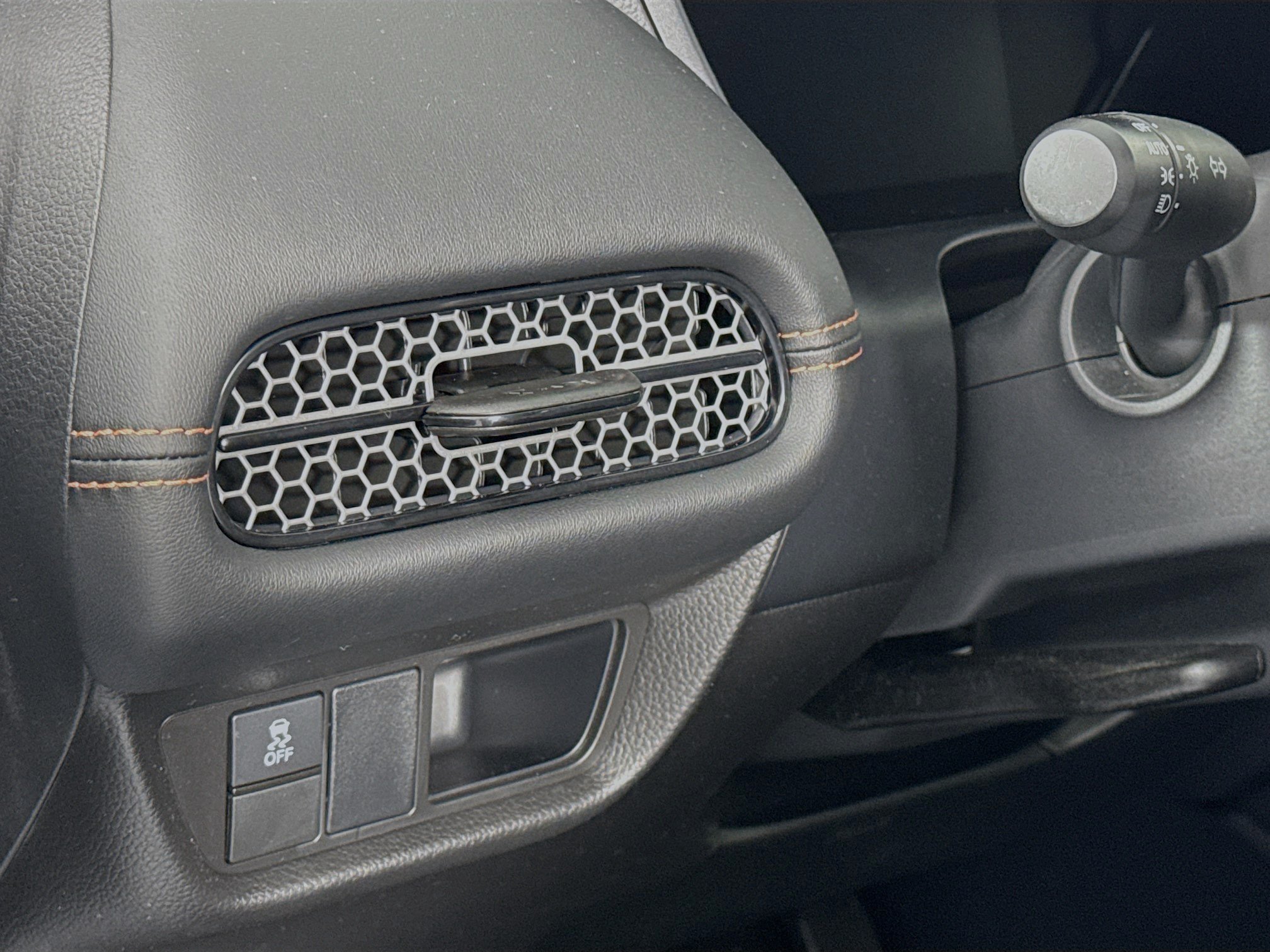 Certified 2024 Honda HR-V Sport image 10