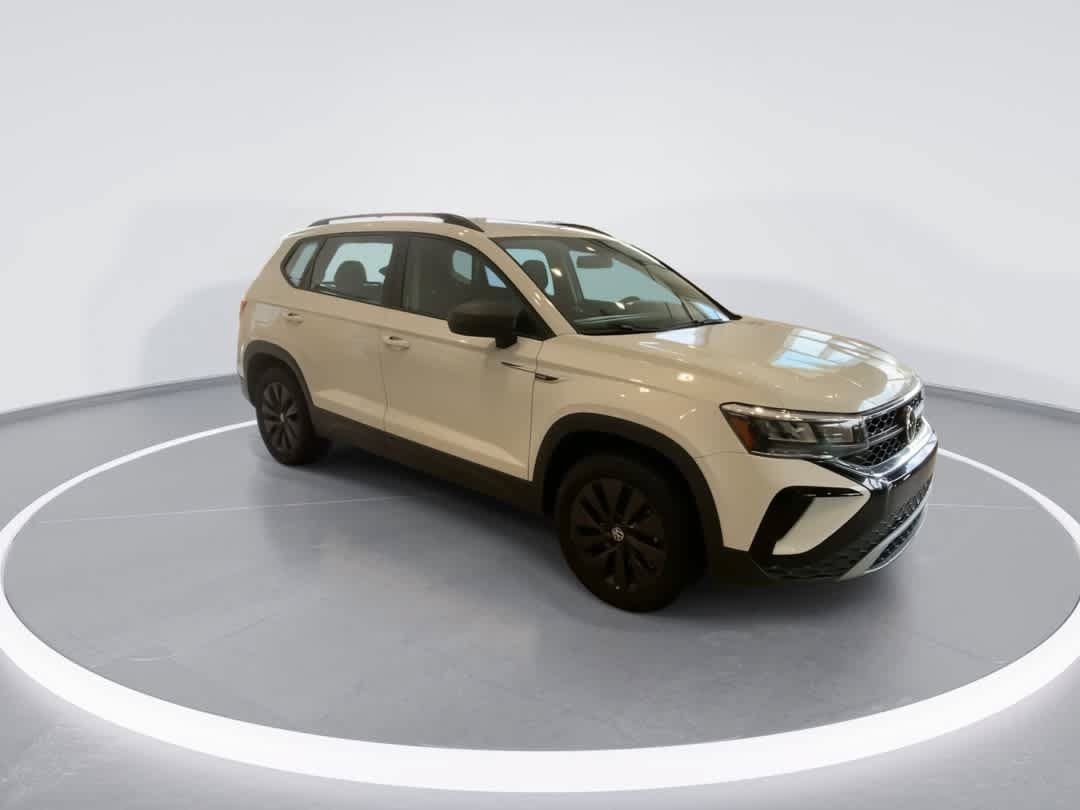 Used 2022 Volkswagen Taos S AWD/4WD image 2