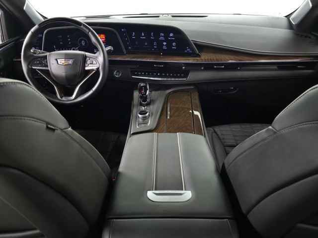 Certified 2024 Cadillac Escalade ESV Premium Luxury Platinum w/ LPO, Floor Liner Package AWD/4WD image 16