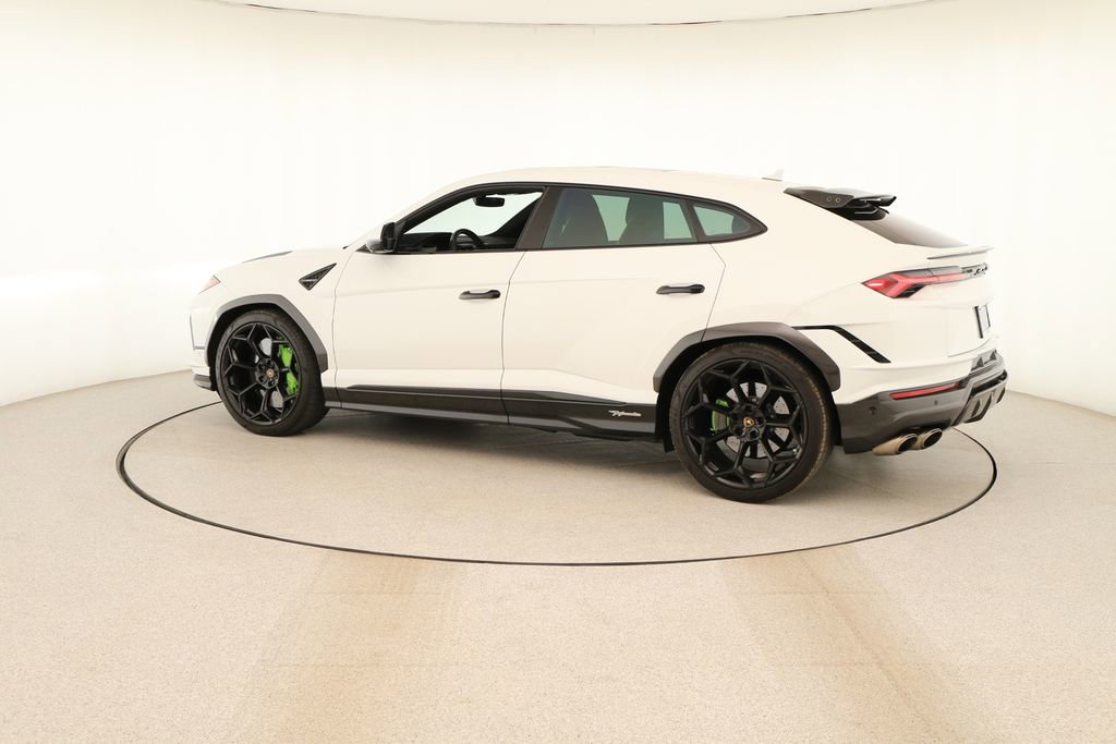 Used 2023 Lamborghini Urus Performante image 4