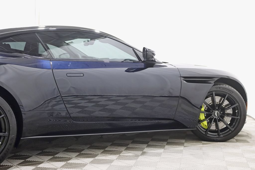 Used 2019 Aston Martin DB11 AMR RWD image 10