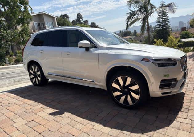 Used 2023 Volvo XC90 T8 Ultimate w/ Protection Package Premier AWD/4WD image 7