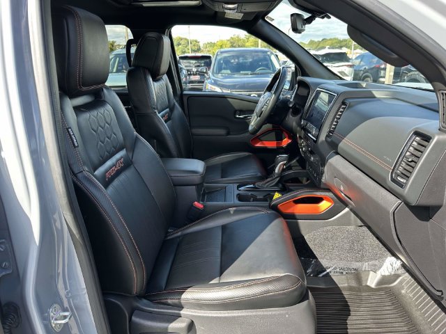 Used 2024 Nissan Frontier PRO-4X w/ Pro Premium Package AWD/4WD image 9