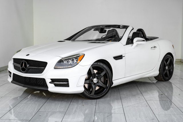 Used 2014 Mercedes-Benz SLK 250 image 6