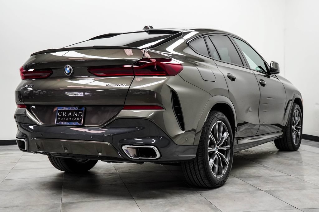 Used 2024 BMW X6 xDrive40i w/ Premium Package AWD/4WD image 11