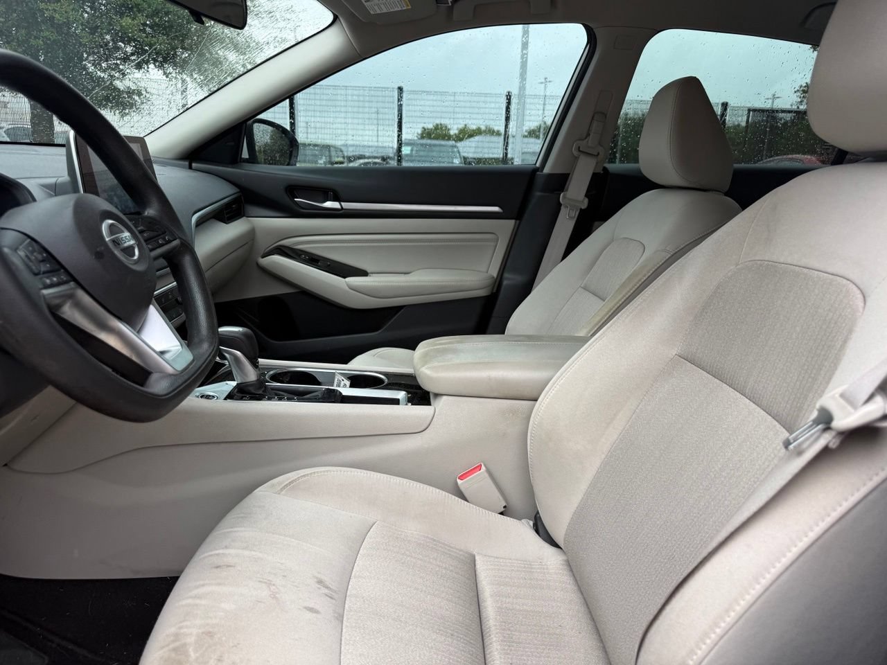 Used 2021 Nissan Altima 2.5 SV FWD image 9