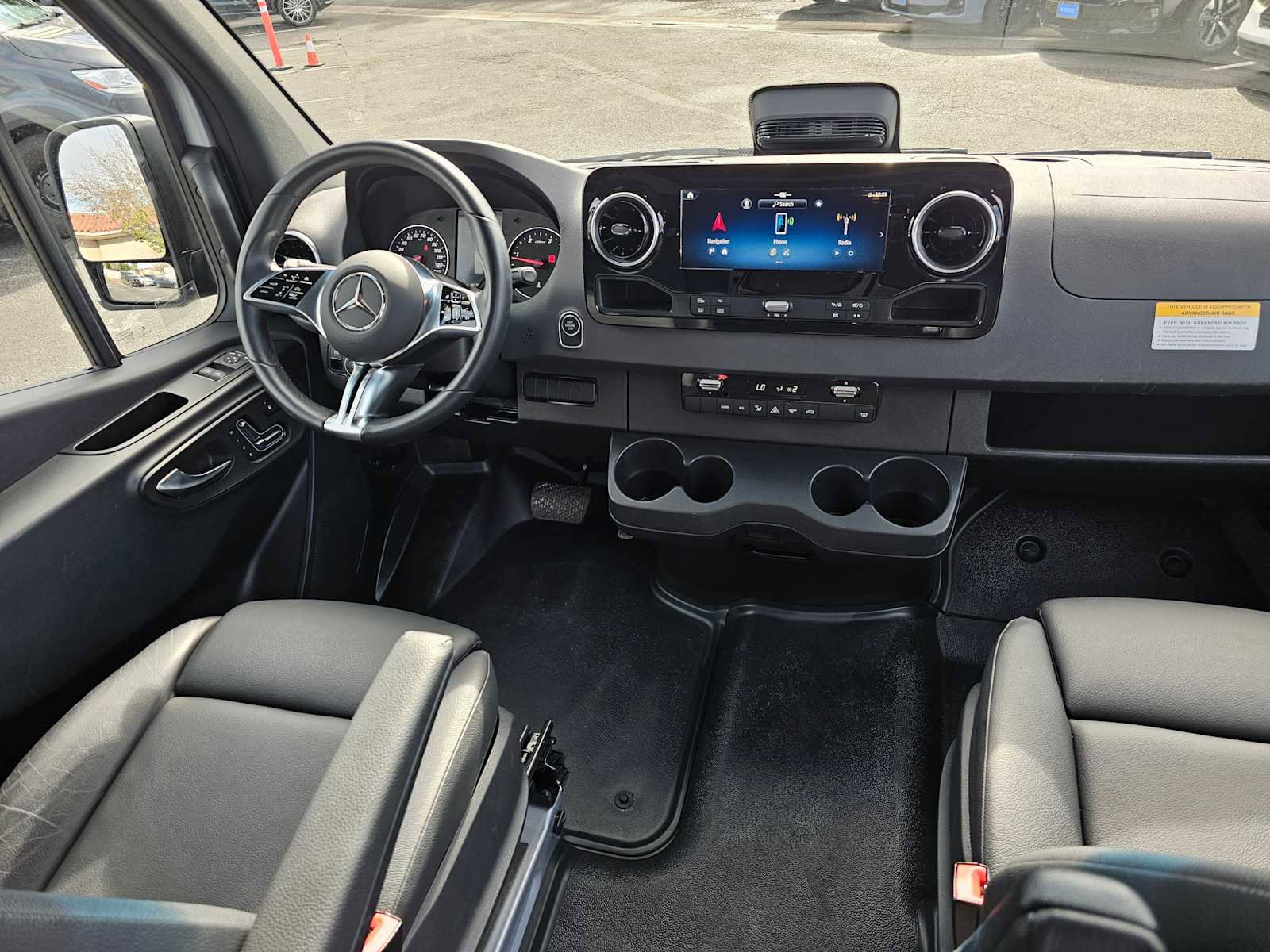 Used 2025 Mercedes-Benz Sprinter 2500 image 14