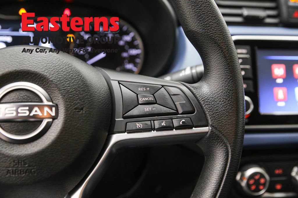 Used 2023 Nissan Versa SV image 16