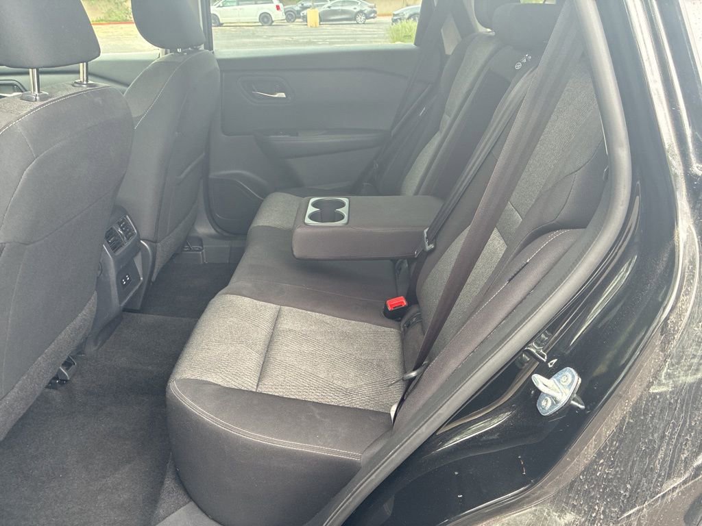 Used 2024 Nissan Rogue SV AWD/4WD image 5