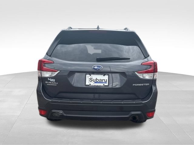 Used 2020 Subaru Forester Premium AWD/4WD image 6