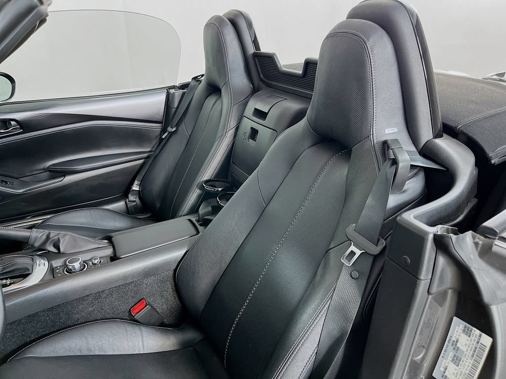 Used 2022 MAZDA MX-5 Miata Grand Touring RWD image 27
