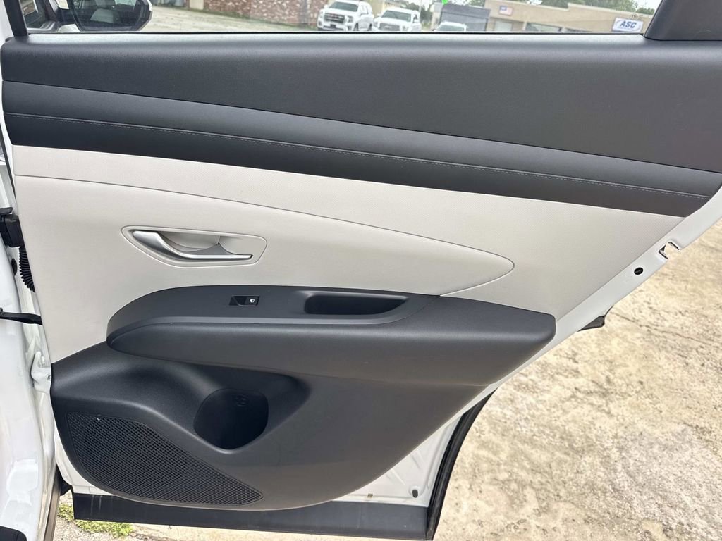 Used 2025 Hyundai Tucson SEL FWD image 20