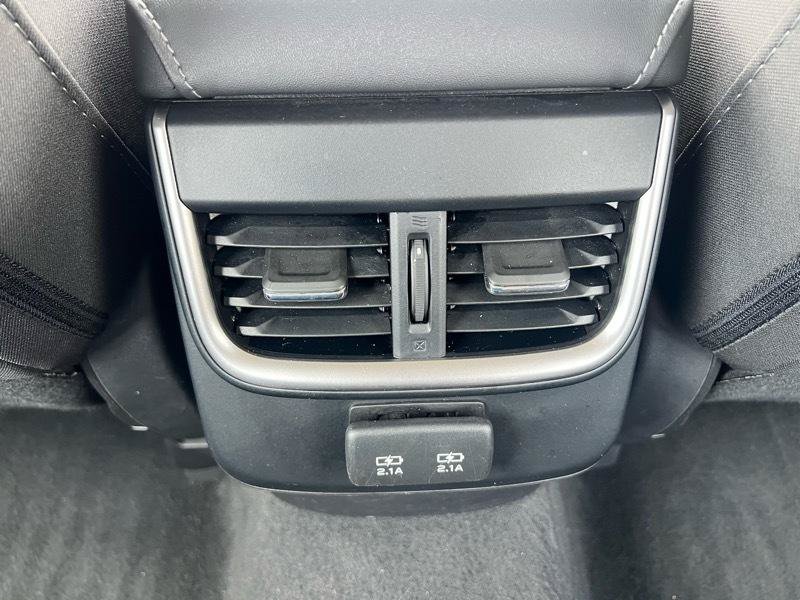 Used 2022 Subaru Legacy Premium AWD/4WD image 9