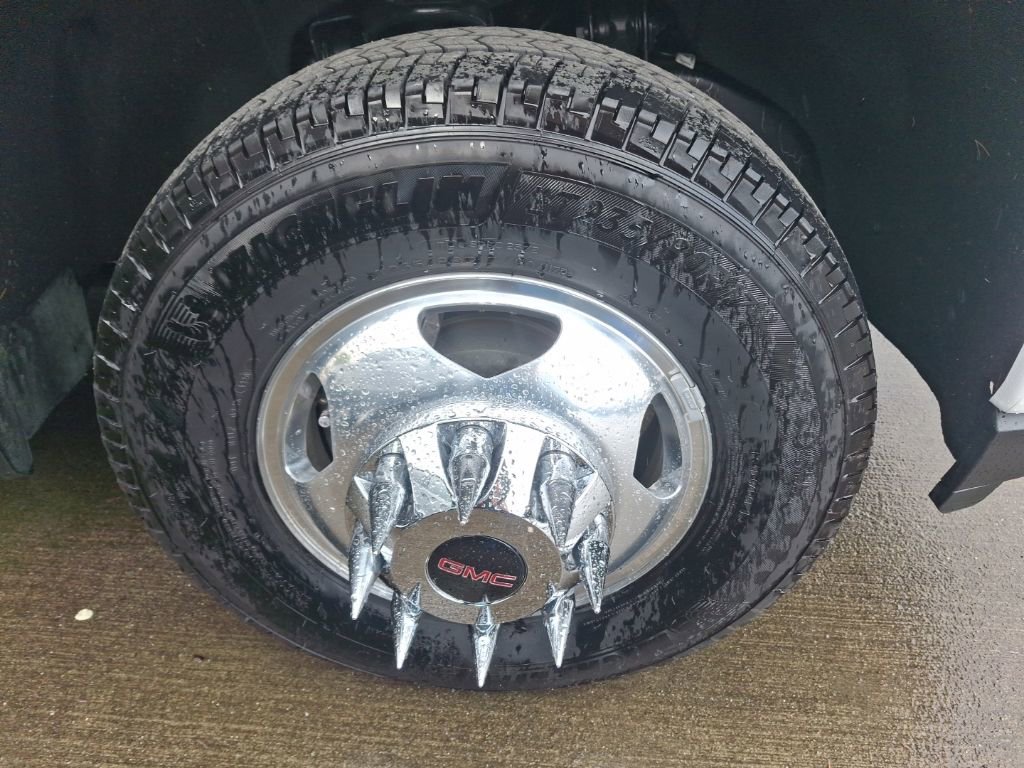 Used 2021 GMC Sierra 3500 Denali w/ Denali Ultimate Package image 4