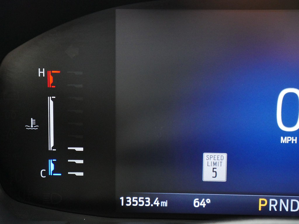 Used 2024 Ford Escape ST-Line w/ Tech Pack #1 AWD/4WD image 30