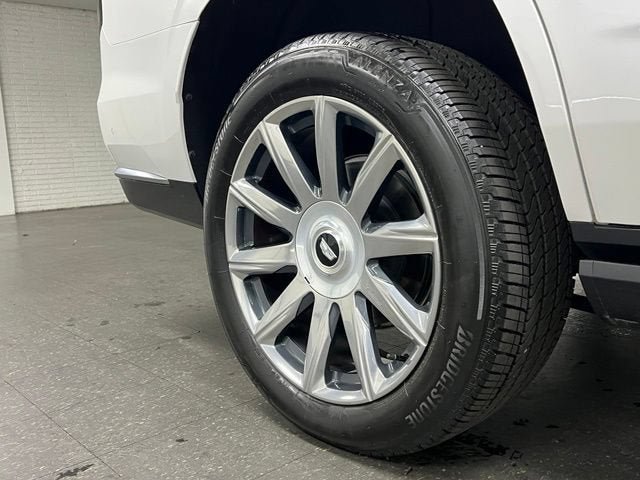 Certified 2024 Cadillac Escalade Premium Luxury Platinum AWD/4WD image 12