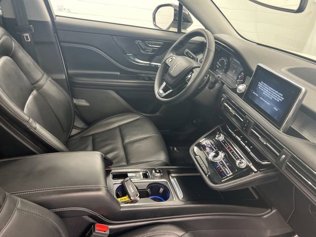 Certified 2022 Lincoln Corsair AWD w/ Premium Package image 27