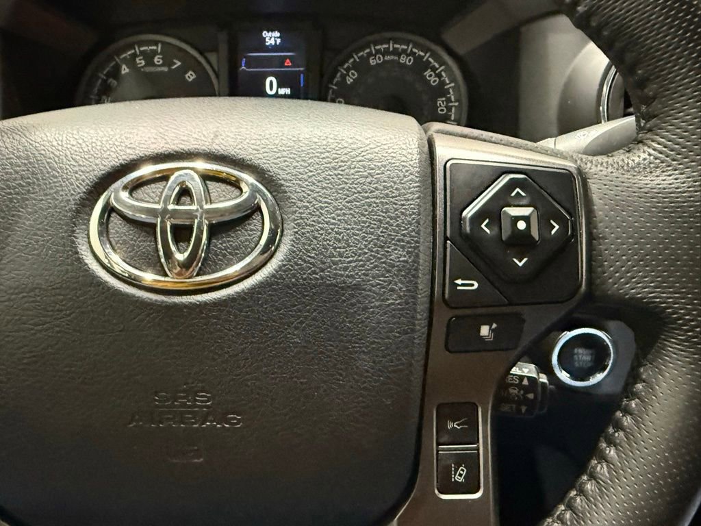 Used 2018 Toyota Tacoma TRD Sport image 27