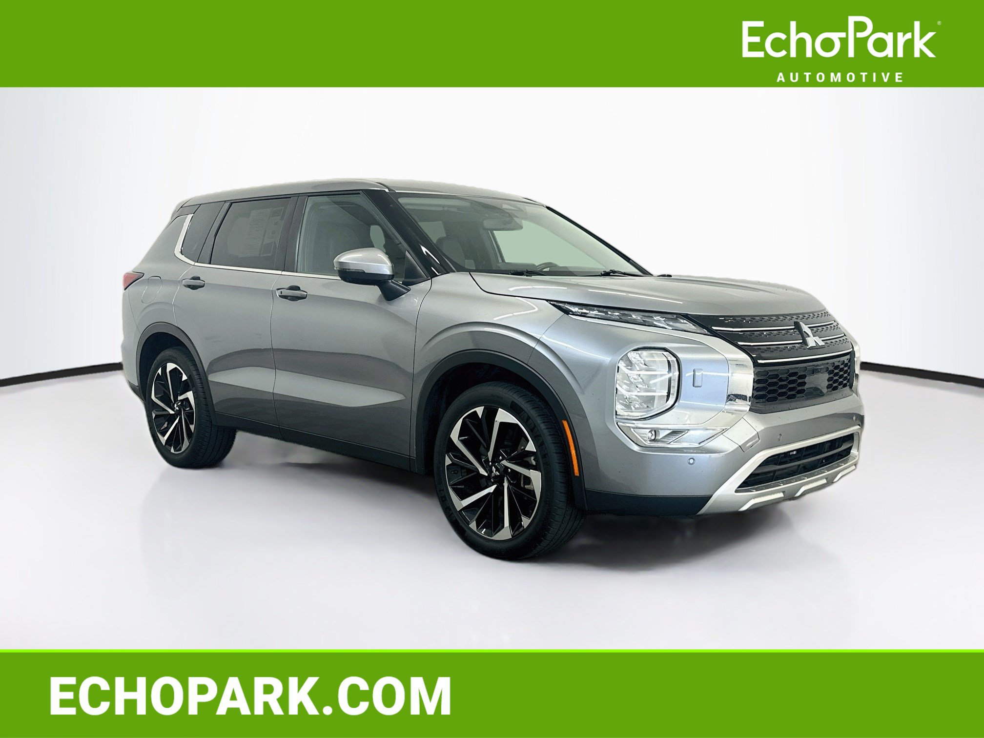 Used 2024 Mitsubishi Outlander SE