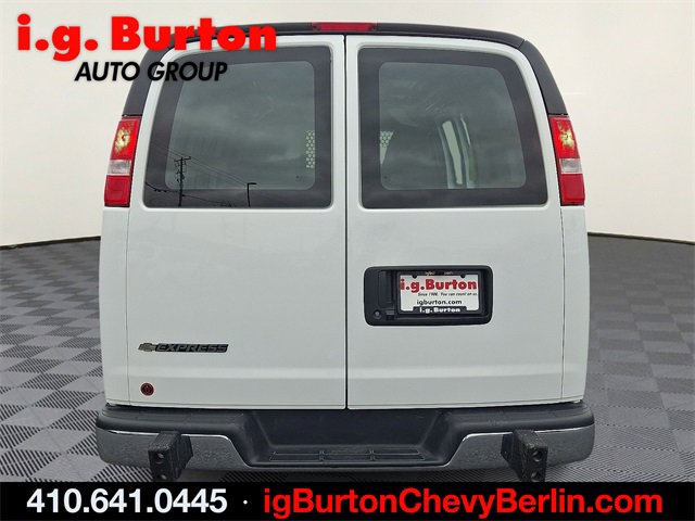 Certified 2024 Chevrolet Express 2500 w/ Driver Convenience Package image 5