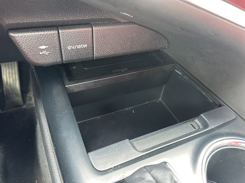 Used 2019 Toyota Camry XSE image 24